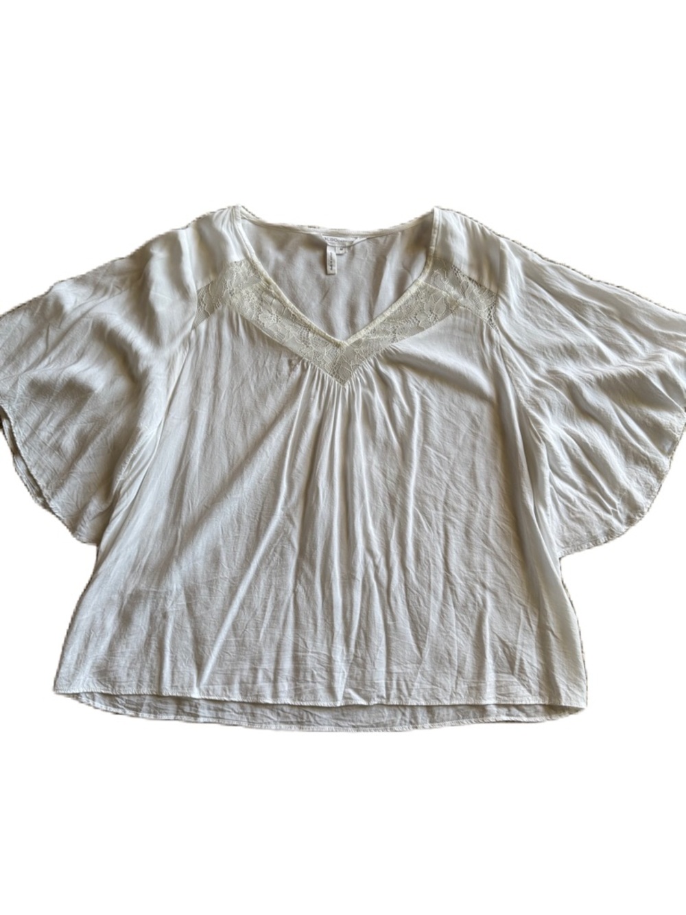 BCBGeneration M white blouse with lace panel and batwing sleeves